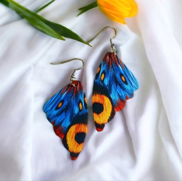 Butterfly Earrings - Picture 8 of 9